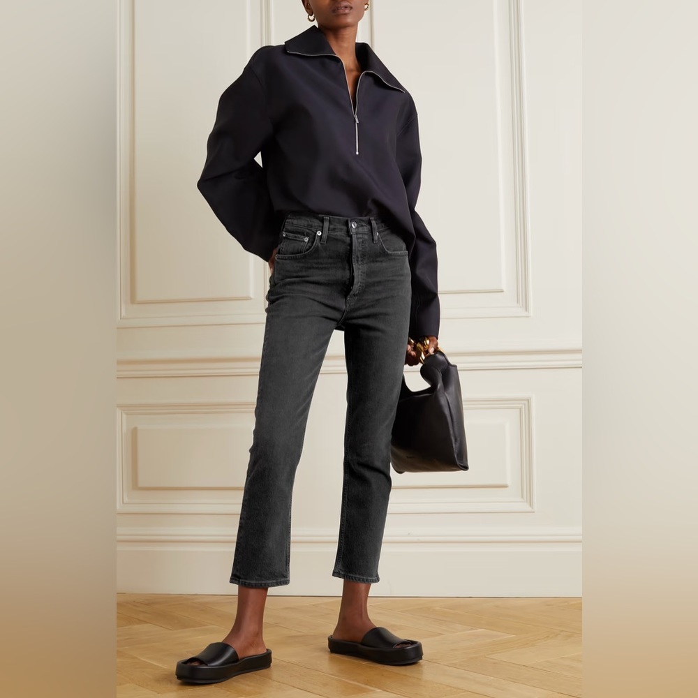 AGOLDE Riley High Rise Crop Jeans in Black, Size 28